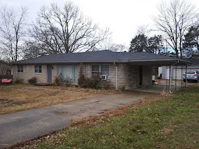 376 E Lakeview Dr Mt Washington, KY 40047