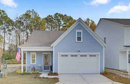 5007 Conestoga Dr Hanahan, SC 29410