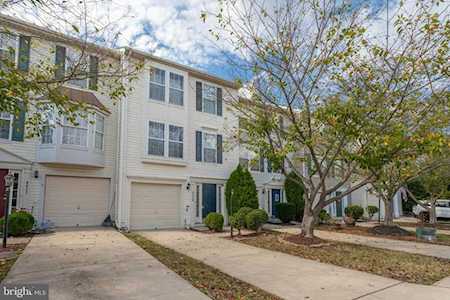 9020 Falcon Glen Ct Bristow, VA 20136