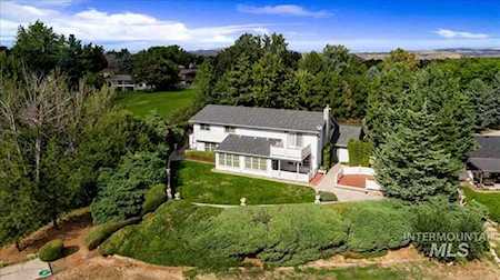 216 N Winged Foot Pl. Eagle, ID 83616