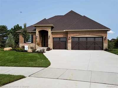 24392 Pinnacle Circle South Lyon, MI 48178