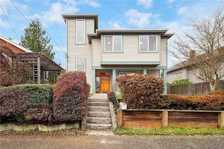 7519 26th Ave NW Seattle, WA 98117