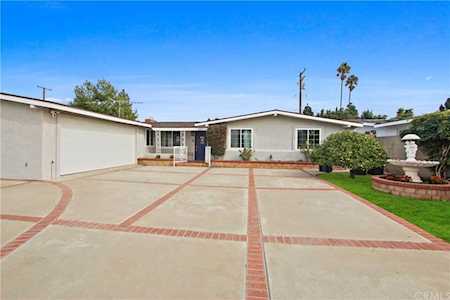 2362 Cornell Drive Costa Mesa, CA 92626
