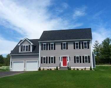 81 Martin Circle Rochester, MA 02770