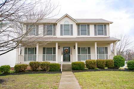5201 Charlbury Ct Louisville, KY 40241