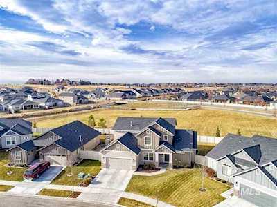 602 E Gannett Meridian, ID 83642-7527