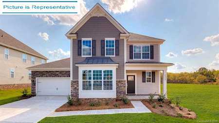 4037 Shadowbrook Dr Waxhaw, NC 28173