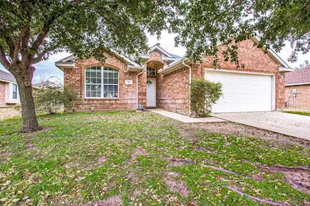 321 Foreston Drive Roanoke, TX 76262