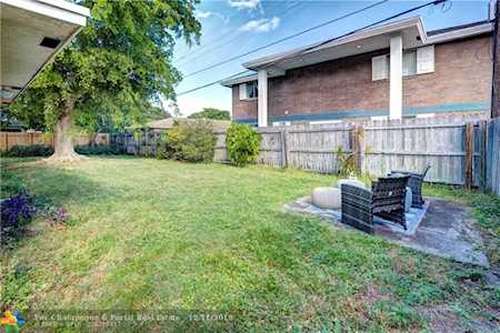 631 Heron Dr Delray Beach, FL 33444