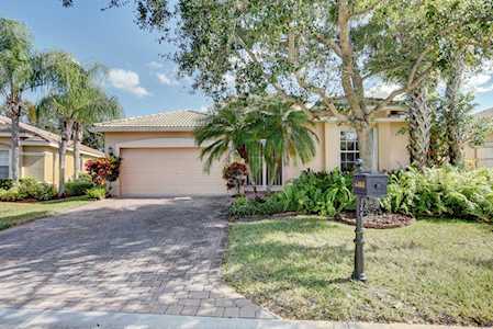 6484 Via Primo Street Lake Worth, FL 33467