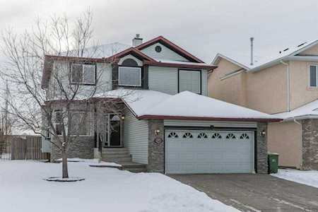 337 Wentworth Place SW Calgary, AB T3H 4L6