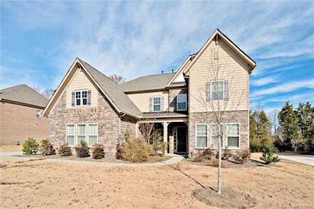 8352 Marigold Place Harrisburg, NC 28075