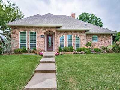 2919 Sweet Briar Street Grapevine, TX 76051