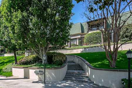 885 S Orange Grove Boulevard #7 Pasadena, CA 91105