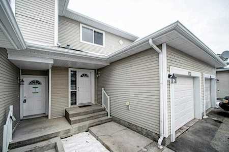 120 Hillview Terrace Strathmore, AB T1P 1X2