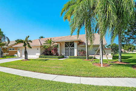 6767 Windpoint Way Lake Worth, FL 33467
