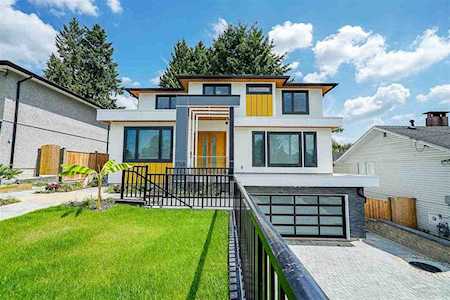 1740 Howard Avenue Burnaby, BC V5B 3S4