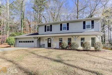 45 Sweetwood Ct Roswell, GA 30076