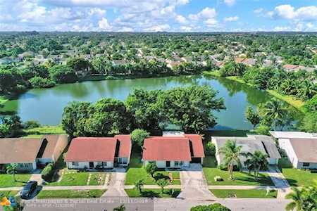 5784 E Judd Falls Rd E Lake Worth, FL 33463