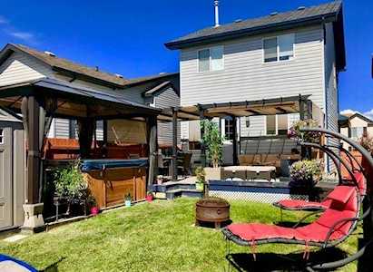 248 Covehaven Road NE Calgary, AB T3K 5W8