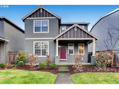 3750 SE Twelve Oaks St Hillsboro, OR 97123