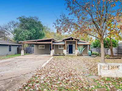 3019 Fontana Dr Austin, TX 78704