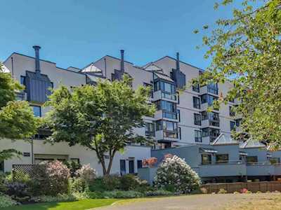 1477 Fountain Way #207 Vancouver, BC V6H 3W9