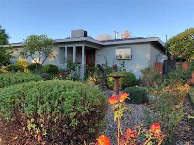 10109 Collett Avenue Granada Hills, CA 91343