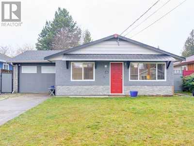 761 Phillips Street Parksville, BC V9P1A7