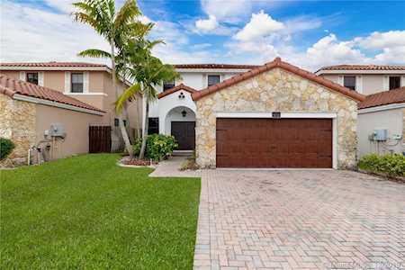 9770 NW 10th St Miami, FL 33172