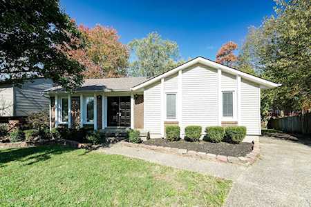 3702 Bristol Oaks Dr Louisville, KY 40299