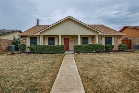 4420 Larner Street The Colony, TX 75056