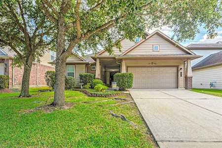 19406 Valiant Woods Dr Spring, TX 77379