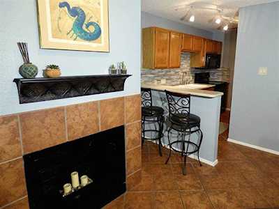 3115 Helms St #204 Austin, TX 78705