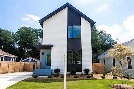 211 Pettigrew Street Raleigh, NC 27610
