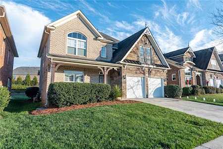 2208 Barrowcliffe Dr Concord, NC 28027