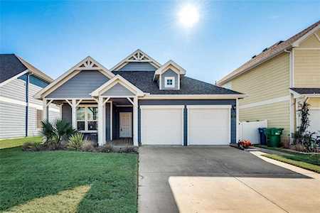 9004 Blackstone Drive Aubrey, TX 76227