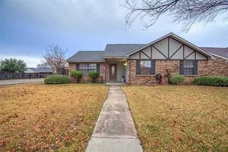 5800 Turner Street The Colony, TX 75056