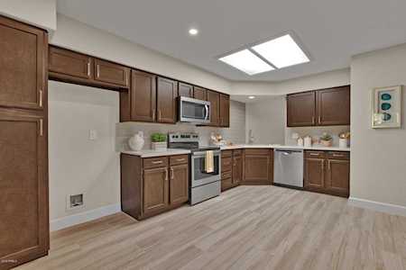 11631 N 40th Way Phoenix, AZ 85028