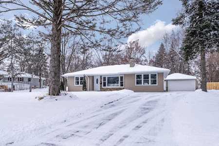 1710 W 87th Street Bloomington, MN 55431