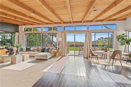 1003 Grove Place Costa Mesa, CA 92627