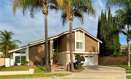 11185 Mccabe River Circle Fountain Valley, CA 92708