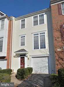 4033 Fairfax Center Hunt Trl Fairfax, VA 22030
