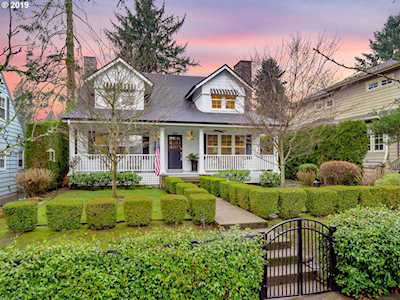 762 3rd St Lake Oswego, OR 97034