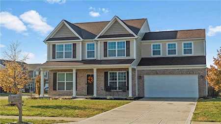 5935 Wakefield Road Greenwood, IN 46142