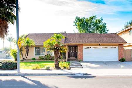 5846 Stratmore Avenue Cypress, CA 90630