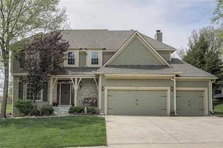 10226 S North Lake Ave Olathe, KS 66061