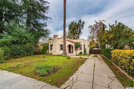 1257 Oakridge Drive Glendale, CA 91205
