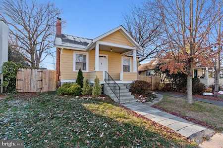 908 18th St S Arlington, VA 22202