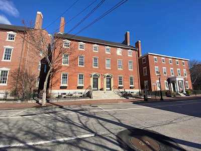159 State St #2A Portsmouth, NH 03801